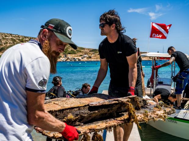 Zibel Mistra Bay Team Removing Debris