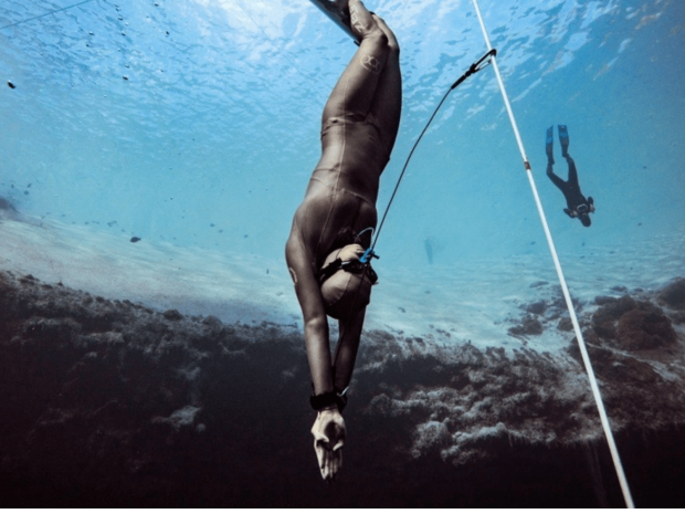 Tomoka Fukuda diving header image for PADI AmbassaDivers